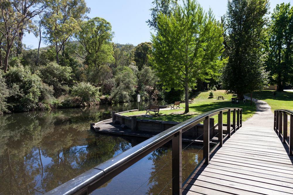 Nrma Bright Holiday Park Extérieur photo