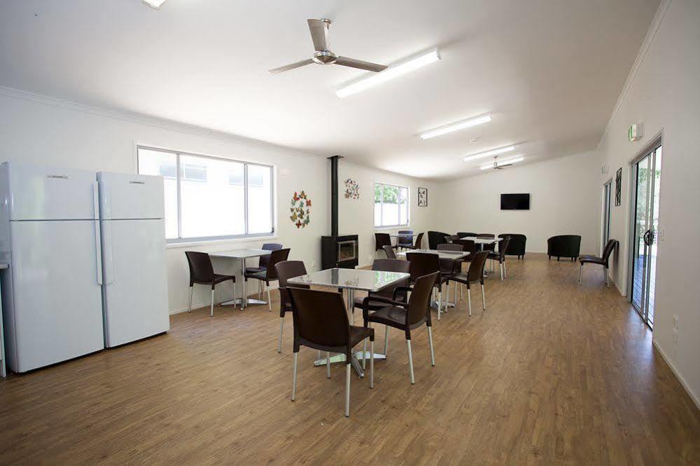 Nrma Bright Holiday Park Extérieur photo